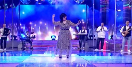 "SAOPŠTILA SAM DECI DA UMIREM" Naša pevačica se rasplakala u emisiji uživo, otkrila sve o bolesti!